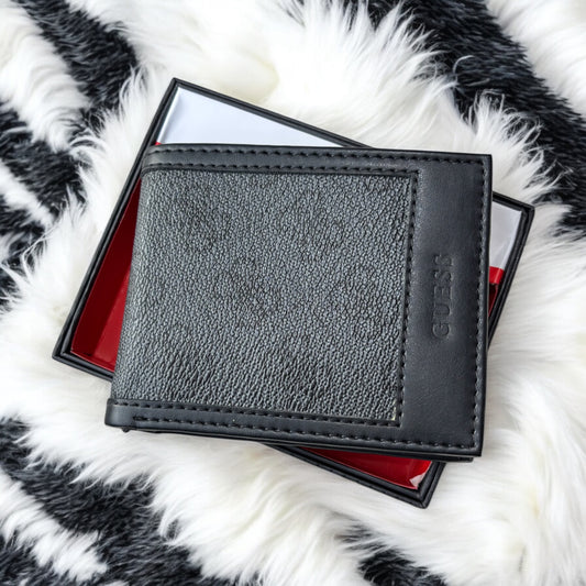 Cartera Guess negra con monogram y letras grabadas para caballero