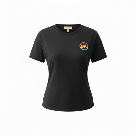 Playera Michael k negra con logo bordado de colores