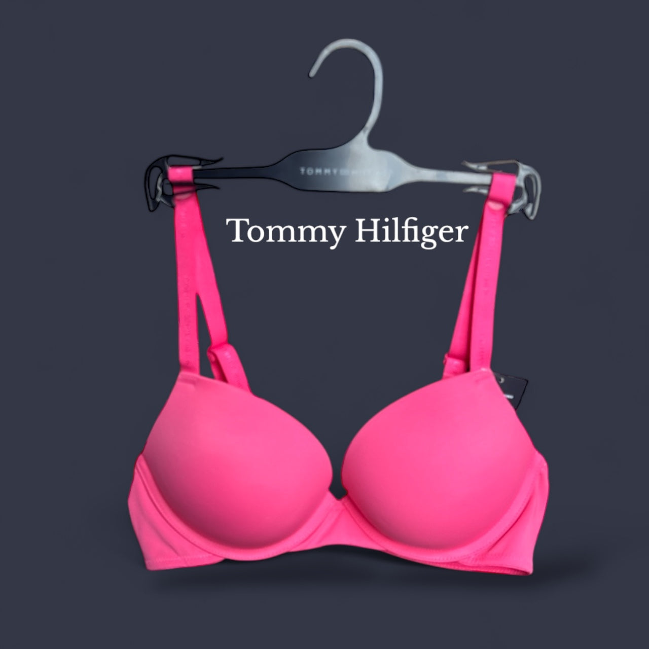 Brasier Tommy H rosa con tirantes grabados