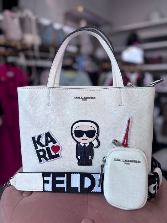 Tote Karl L blanca con parches y monedero