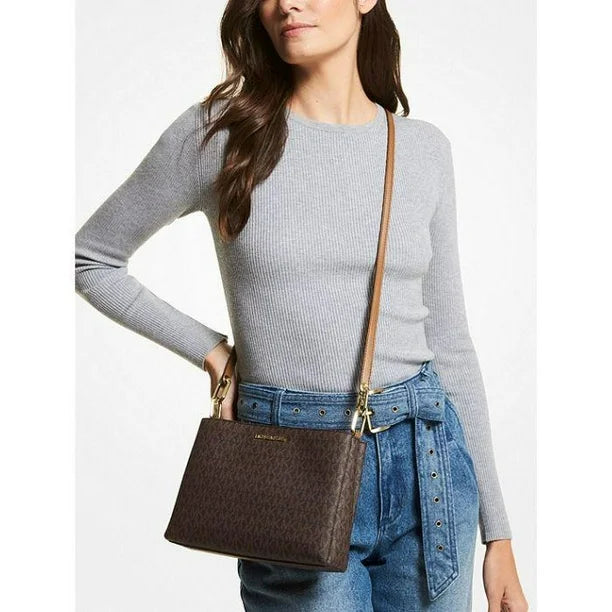 Crossbody Michael k café con monogram