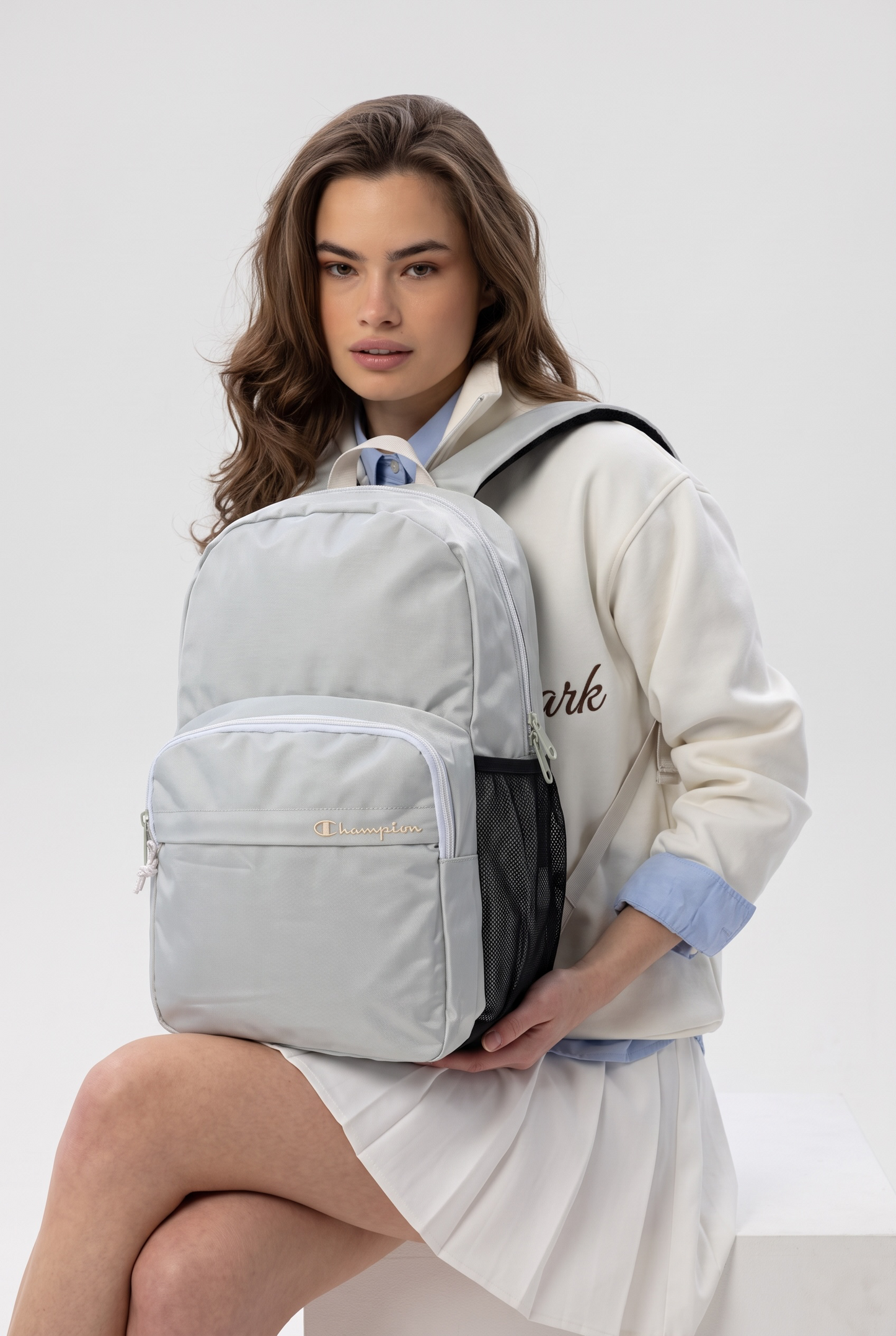 Backpack Champion verde pistache con detalles en beige y negro