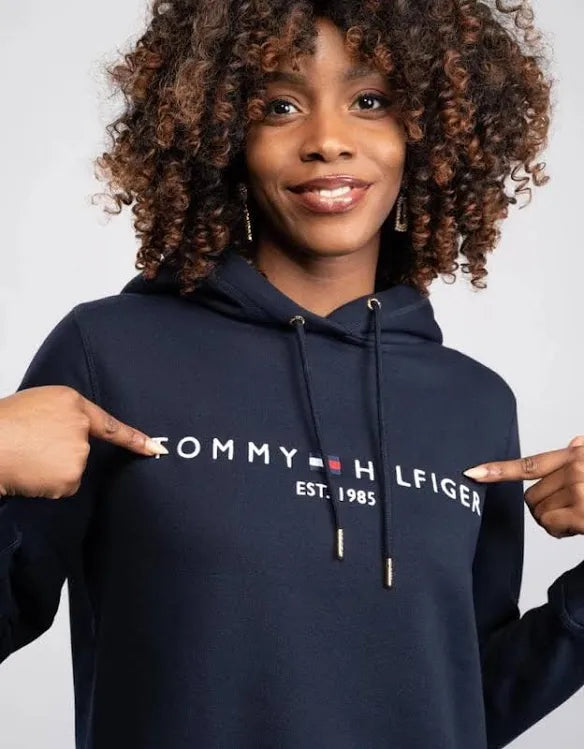 Sudadera Tommy H azul marino con letras bardadas