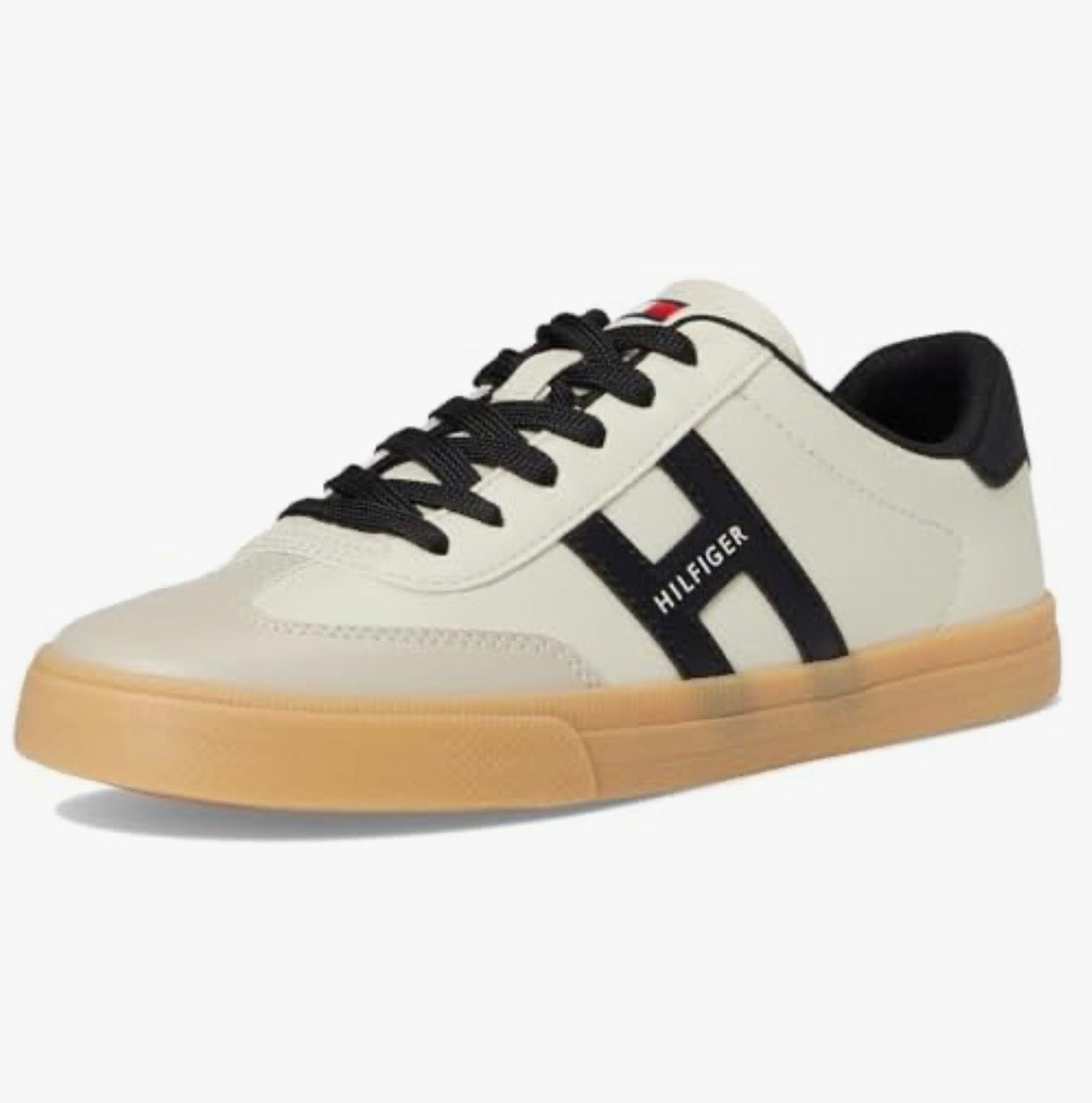 Tenis Guess beige con detalles negros