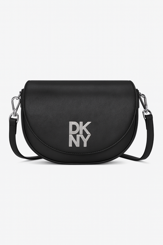 Crossbody Sana Flap DKNY negra, placa plateada