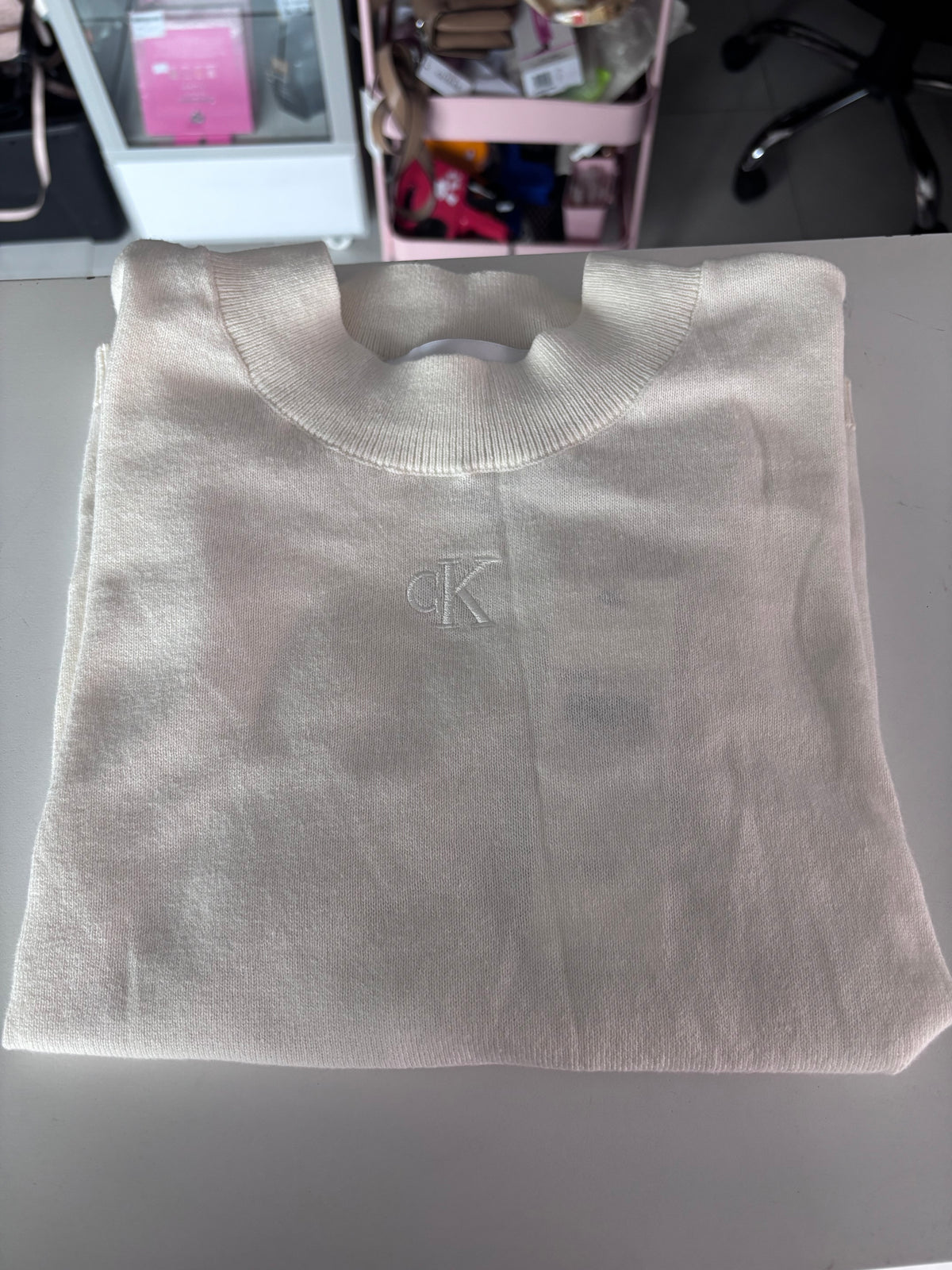 Playera Calvin k crema