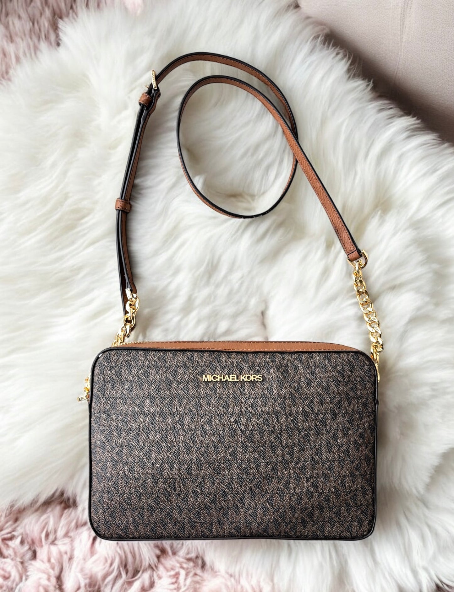 Crossbody Michael K chocolate/cafe básica