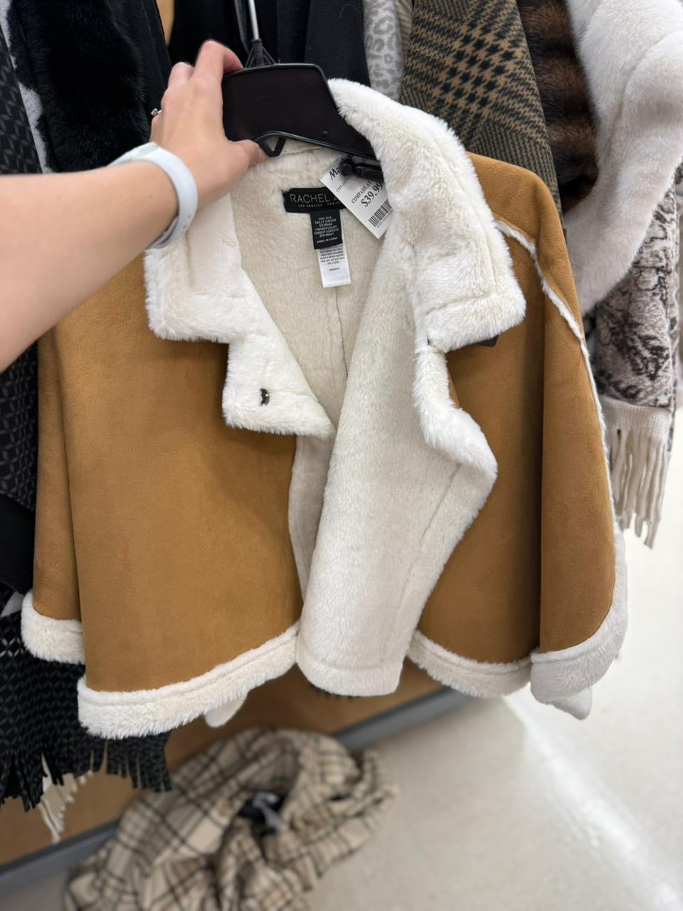 Poncho Rachel Zoé camel con peluche