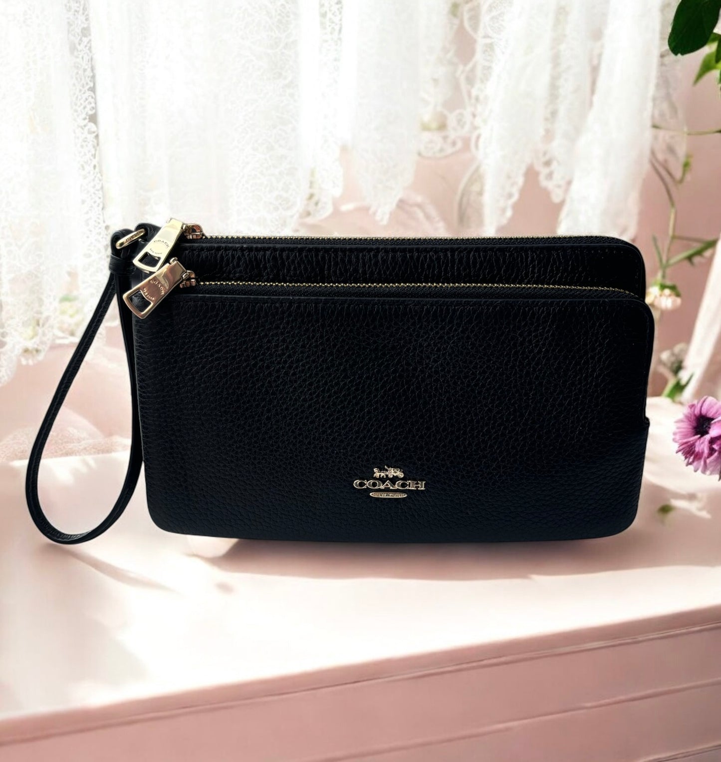 Muñequera Coach negra doble cierre