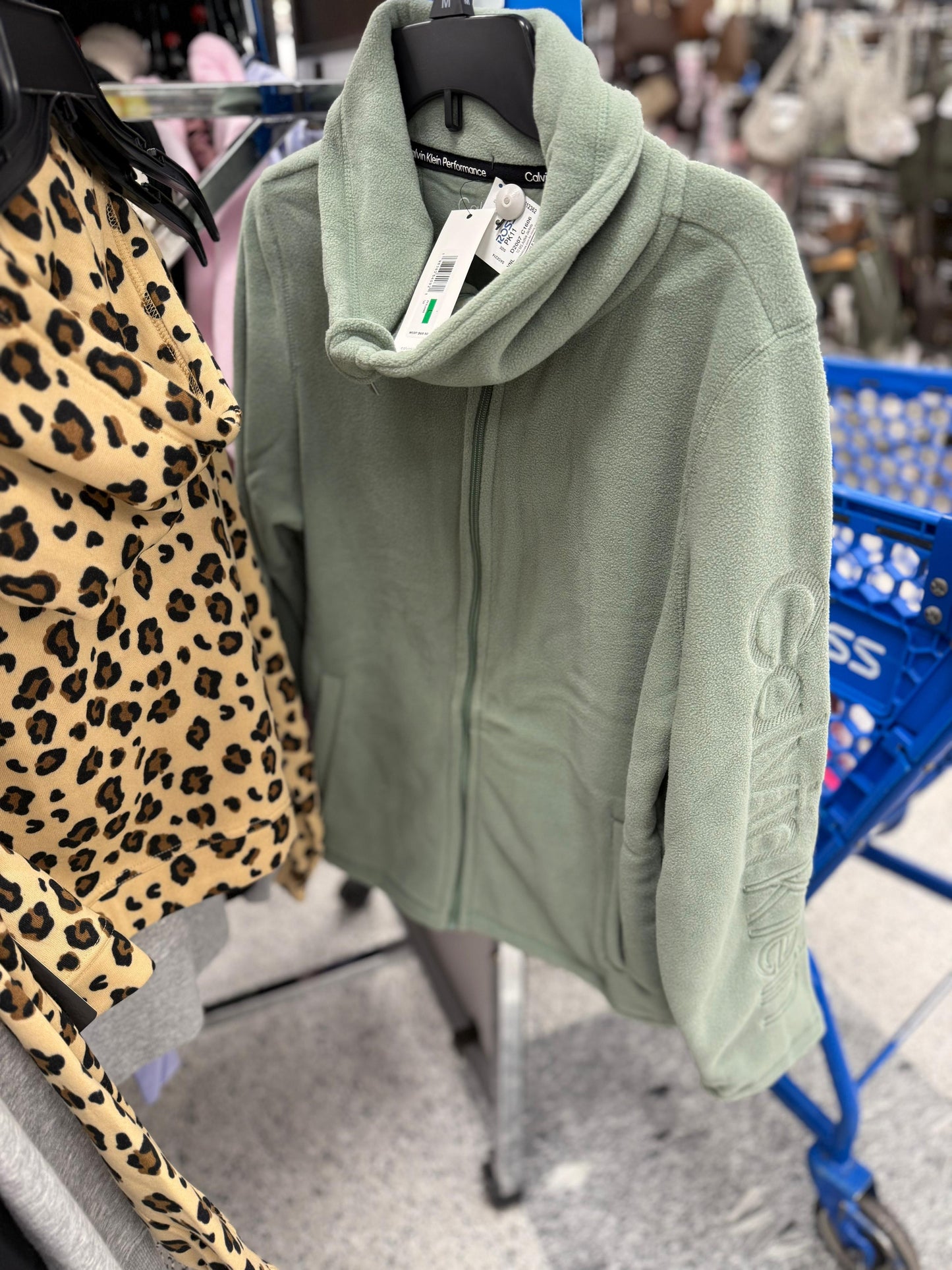 Sudadera Calvin K verde tela polar