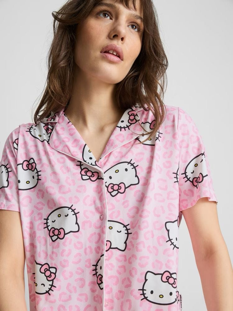 Pijama Primark de Hello Kitty rosa con detalle animal print