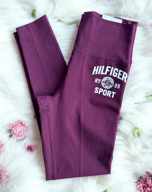 Leggings Tommy H uva con letras blancas