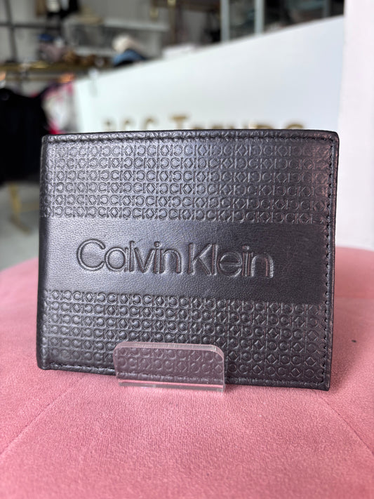 Cartera Calvin k negra para caballero grabada