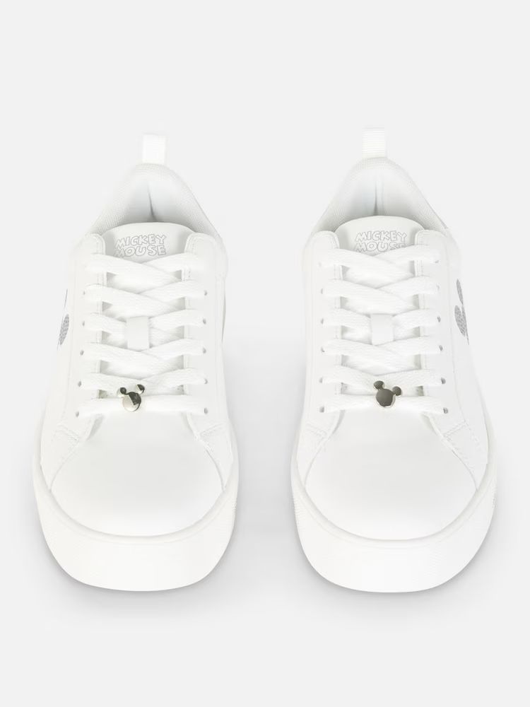 Tenis Primark Disney blancos