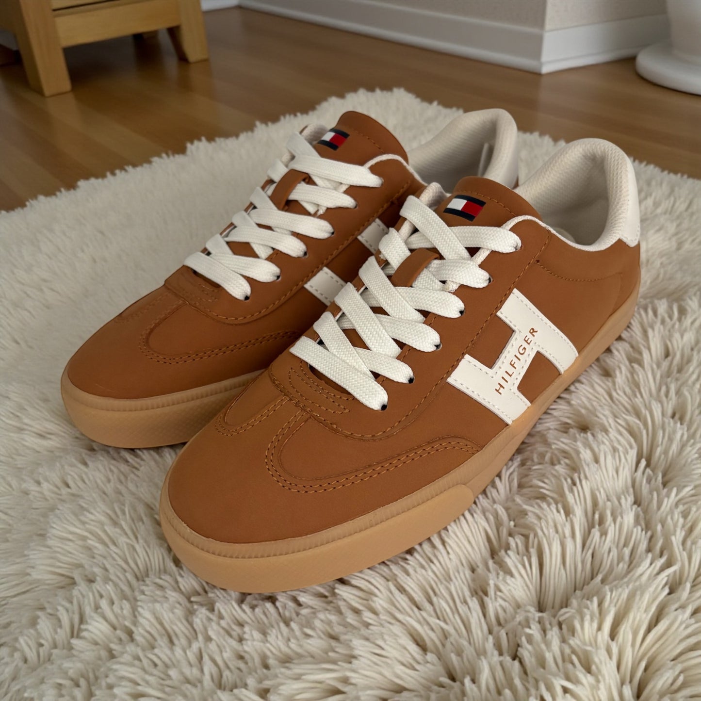 Tenis Tommy H Camel