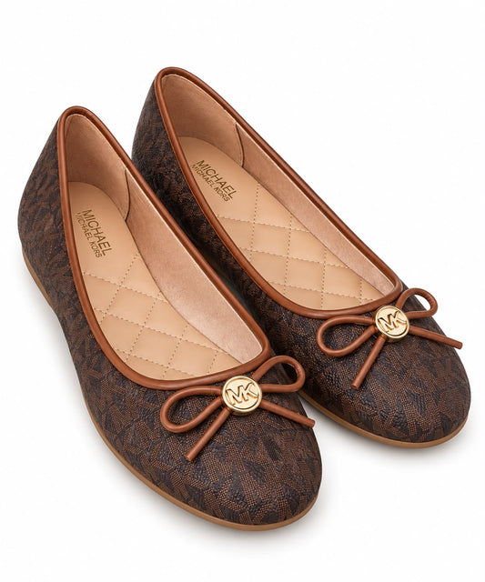 Flats Michael k cafés con monogram