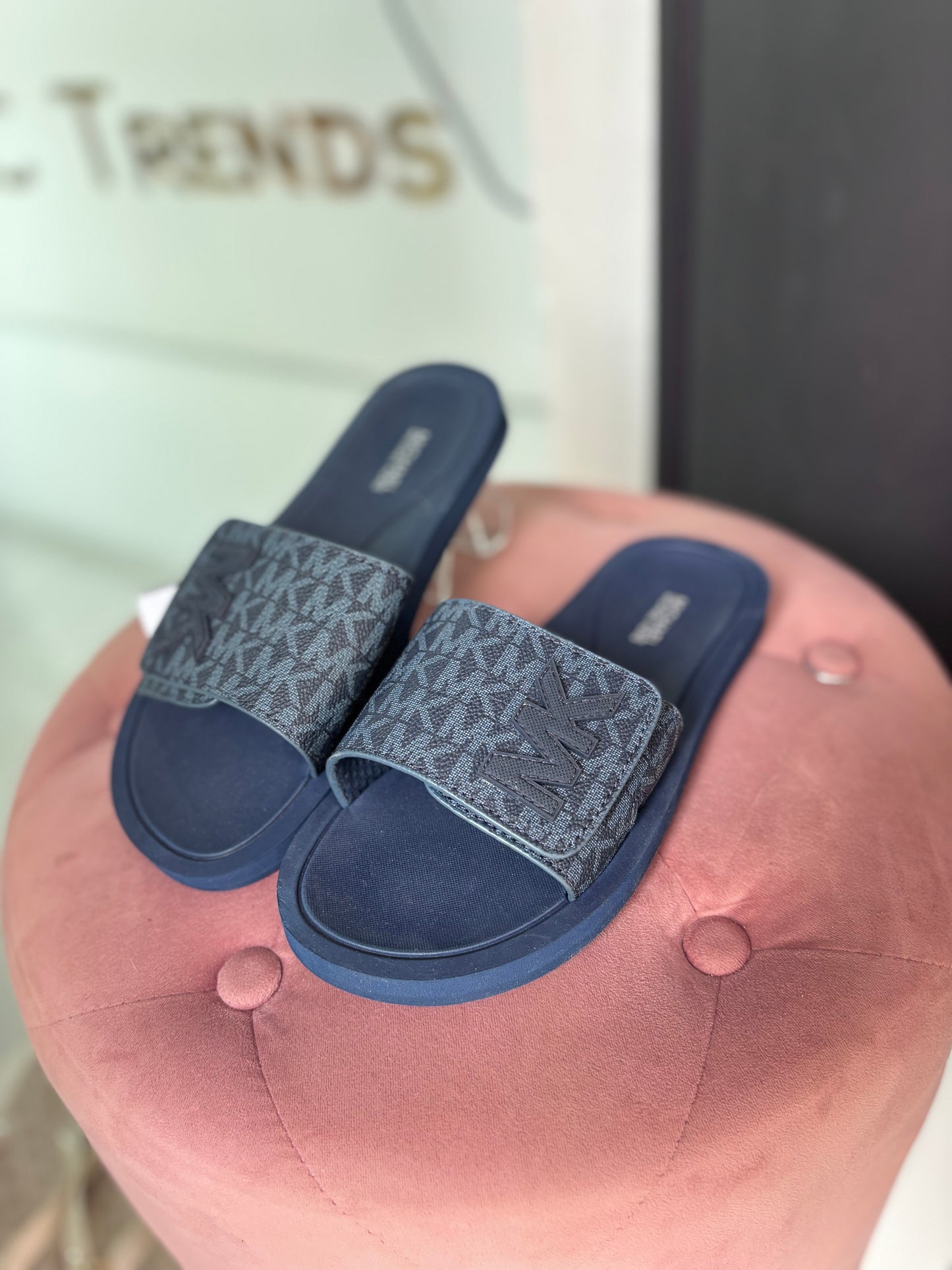 Sandalias Michael k azul con monogram