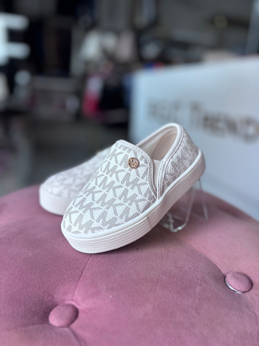 Tenis Michael k crema con monogram para niñas