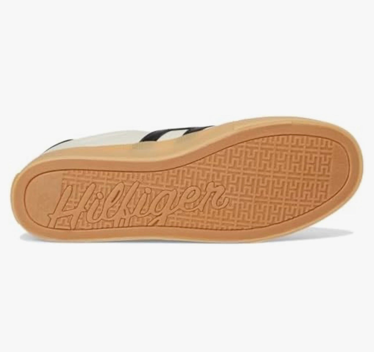 Tenis Guess beige con detalles negros