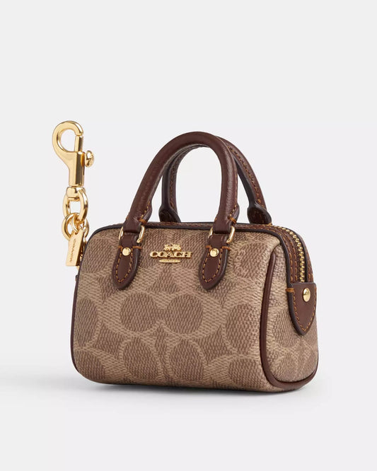 Llavero Coach Maletita camel