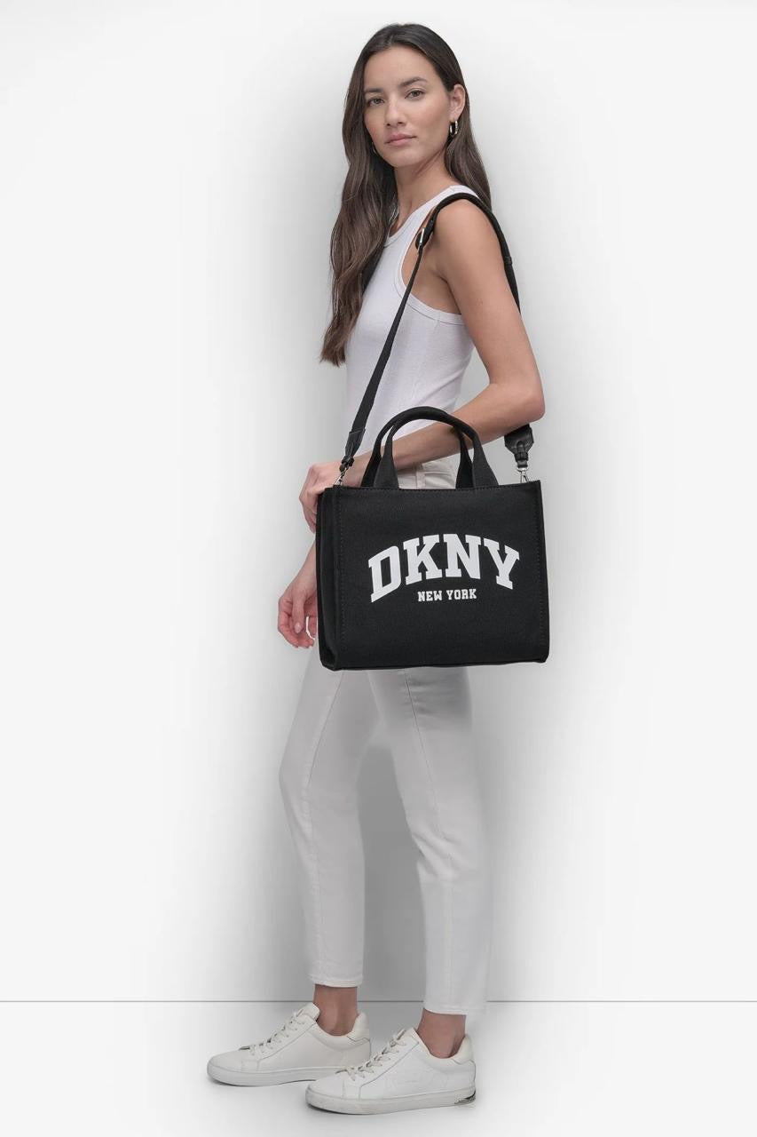 Hadlee Tote Bag DKNY negra con letras blancas