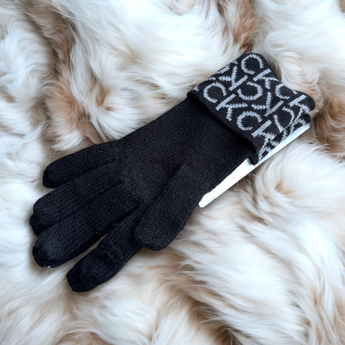 Guantes Calvin Klein negros touch screen