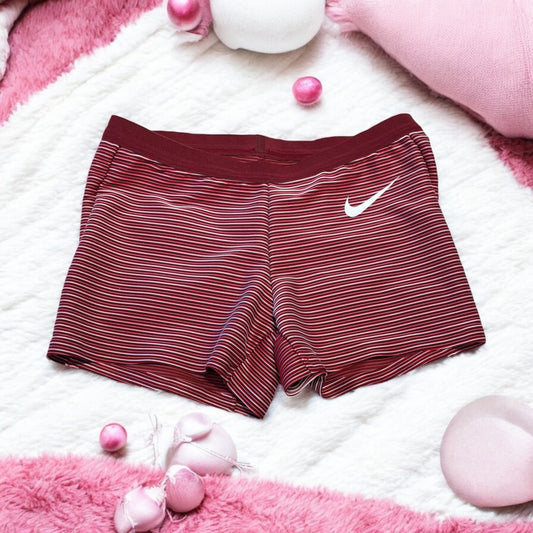 Short deportivo Nike