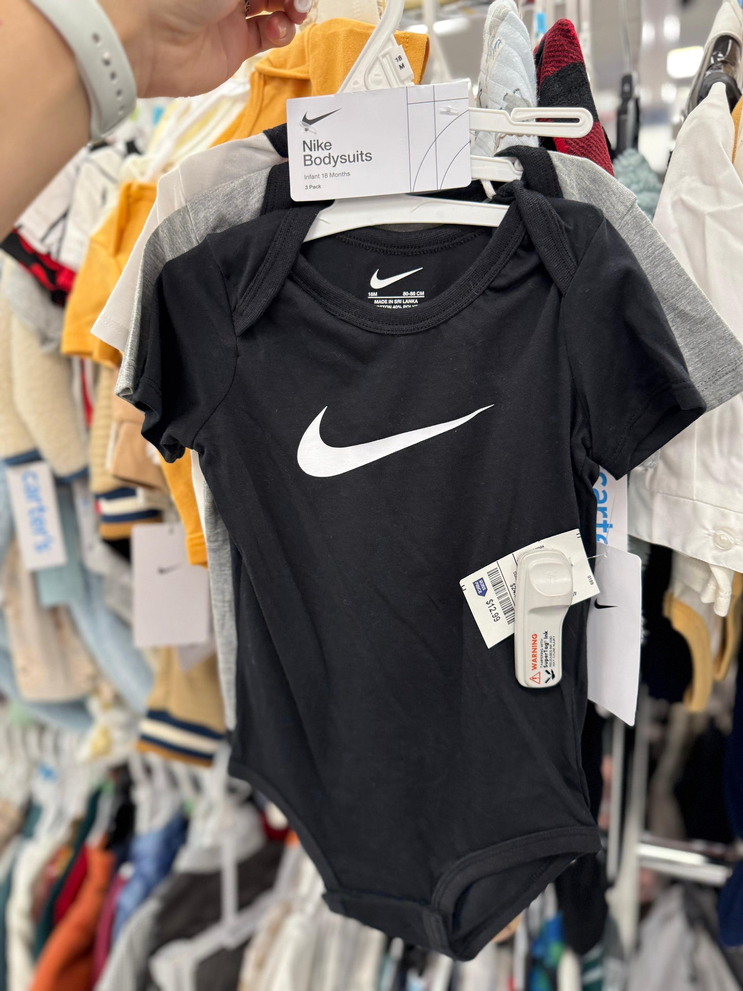 Pañaleros Nike negro,gris y blanco