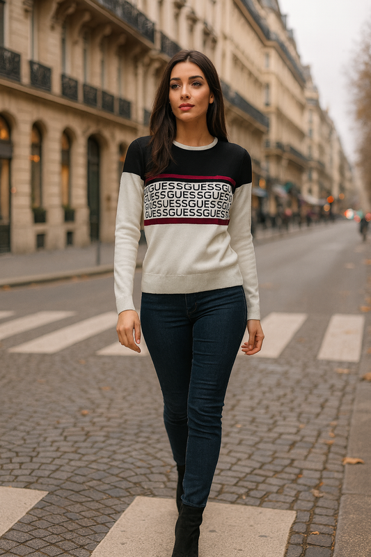 Suéter Guess crema/negro y monogram