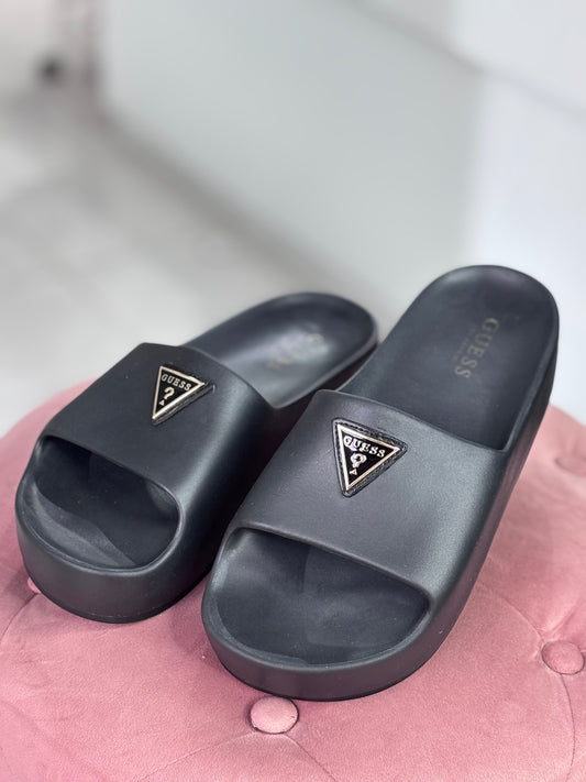 Sandalias Guess negras de plataforma