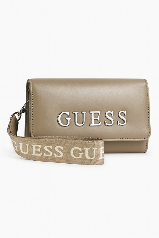 Cartera Guess verde olivo con placa plateada