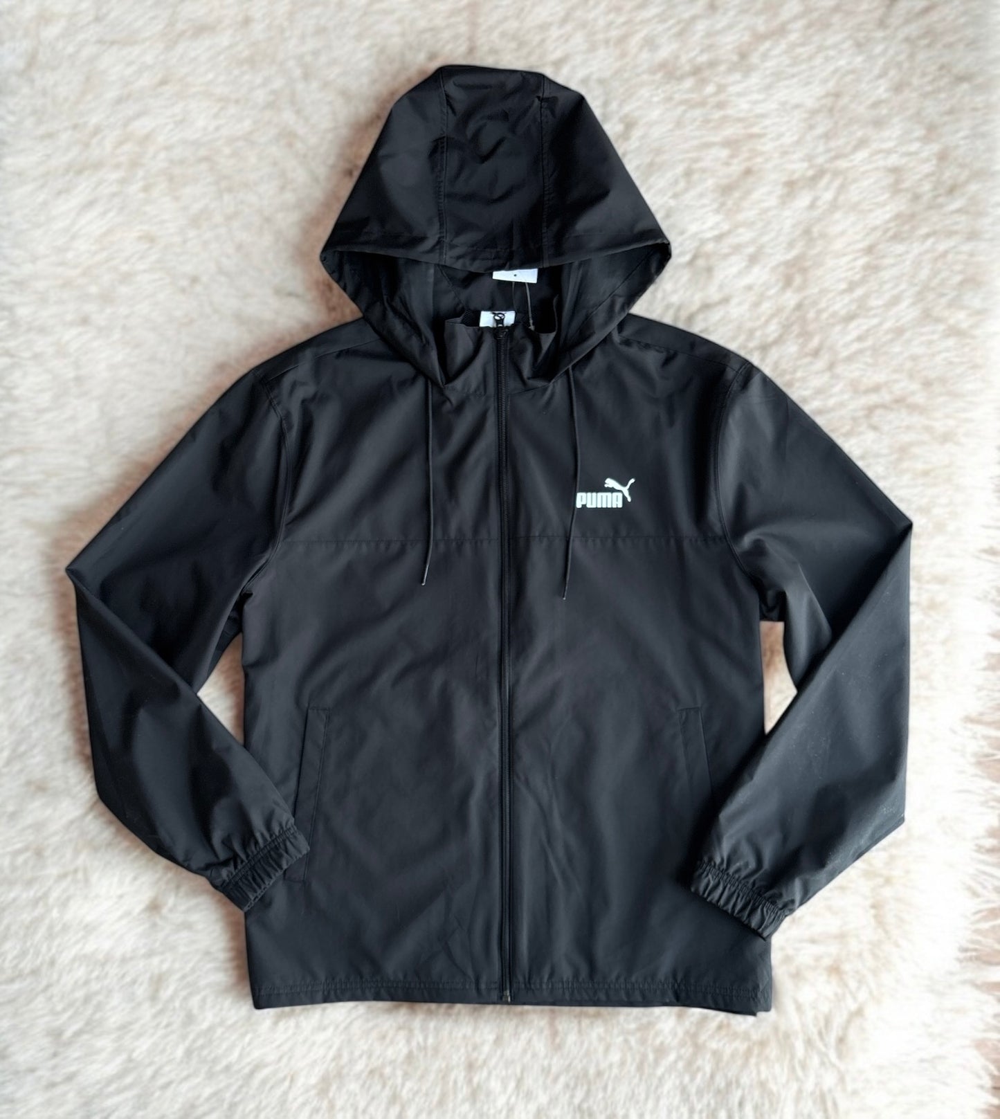 Rompevientos Puma negro
