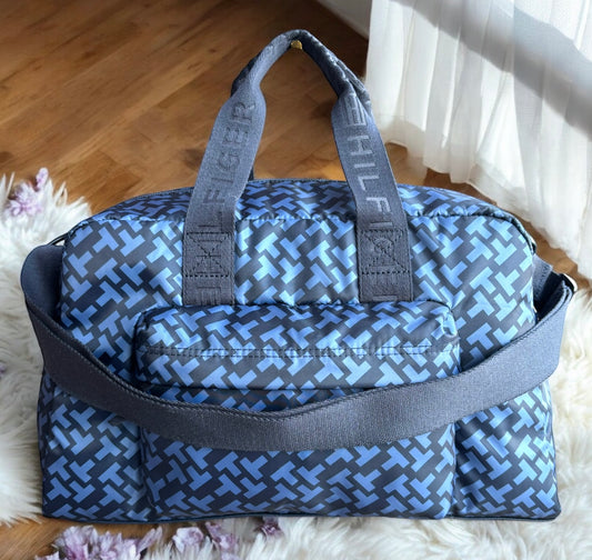 Maleta Tommy H azul marino con monogram azul