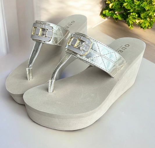 Sandalias Guess beige