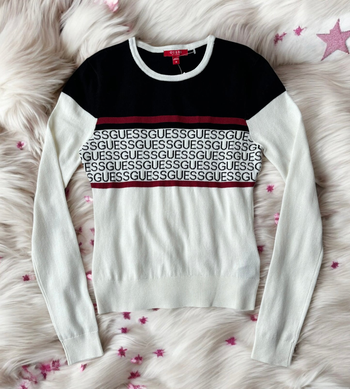 Suéter Guess crema/negro y monogram