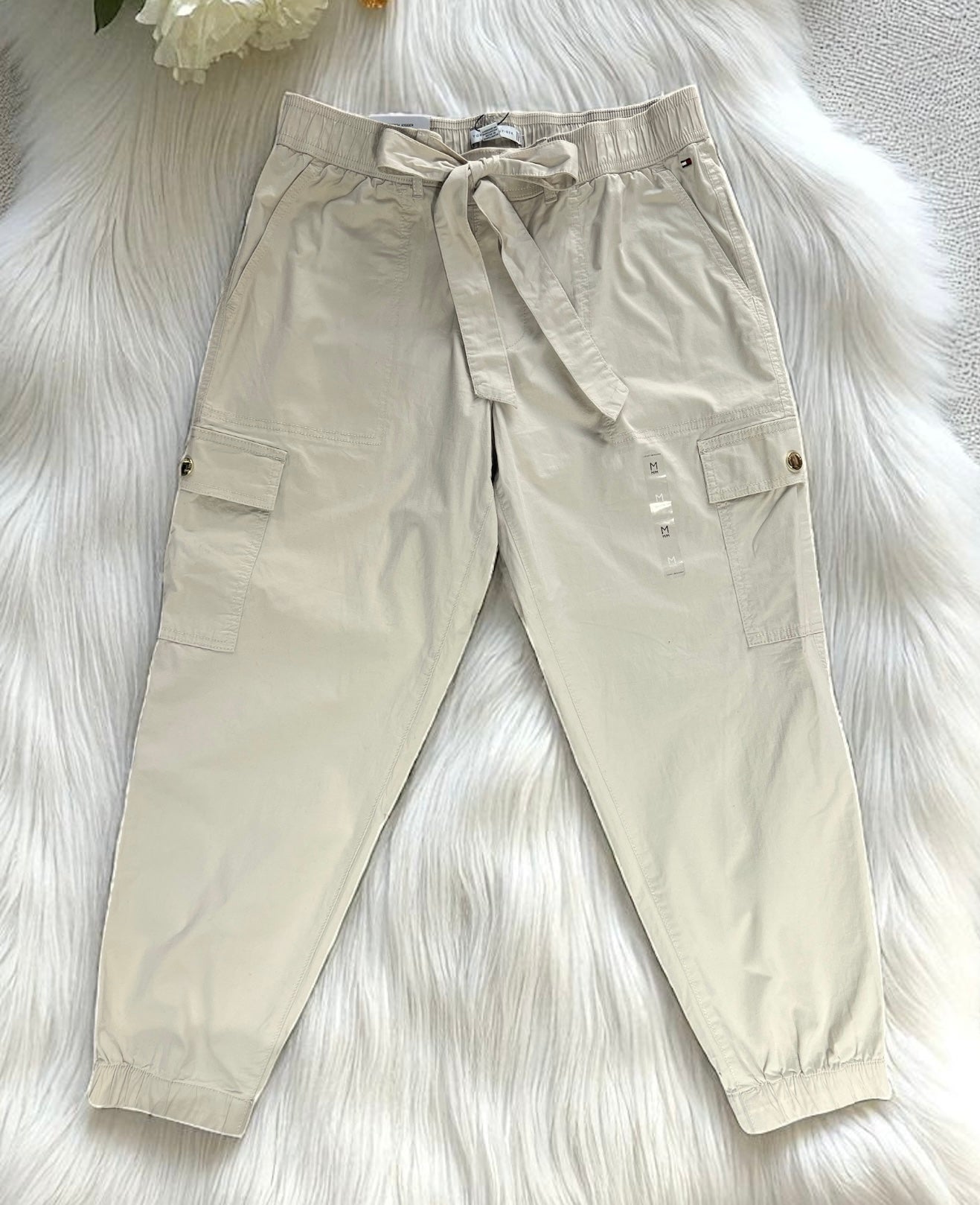 Pantalón Belted Cargo Jogger  Tommy H beige