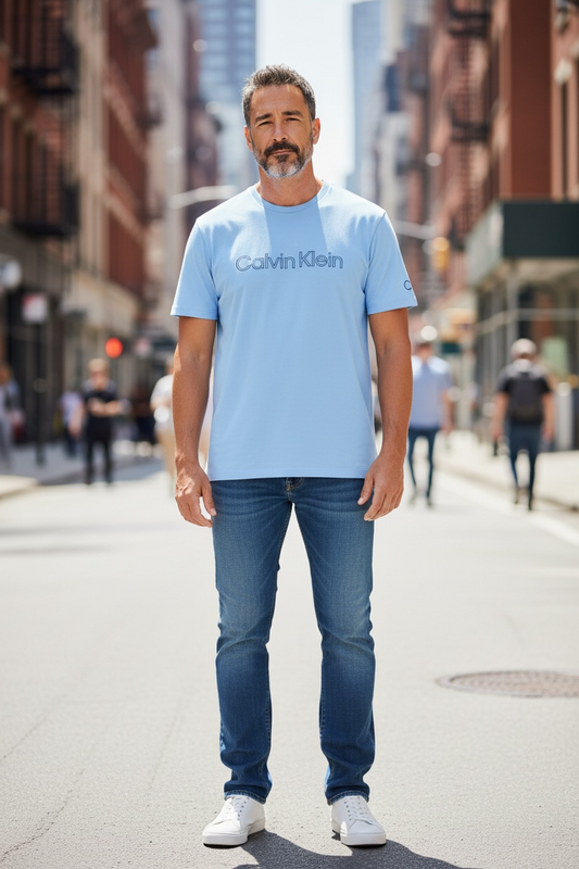Playera Calvin k azul con letras azul