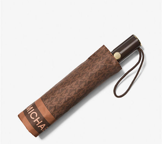 Sombrilla Michael k café