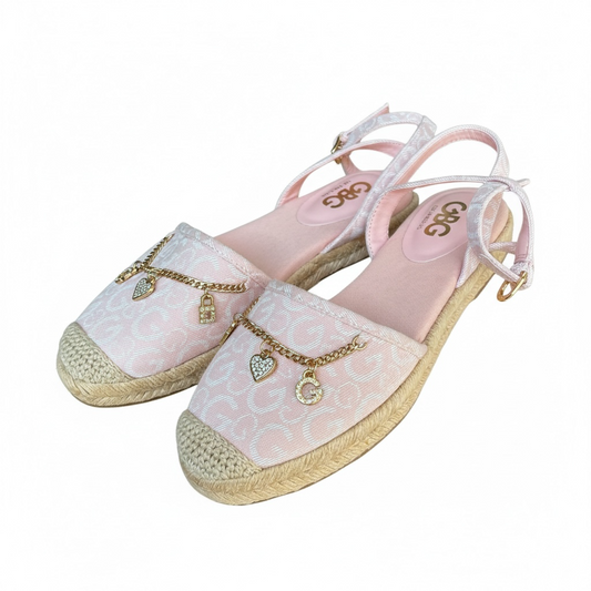 Alpargatas GBG rosa con cadena y dijes