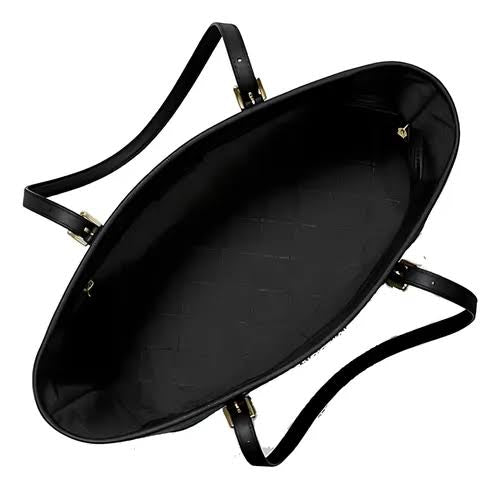 Tote Michael K negra, strap ajustable y dije MK dorado