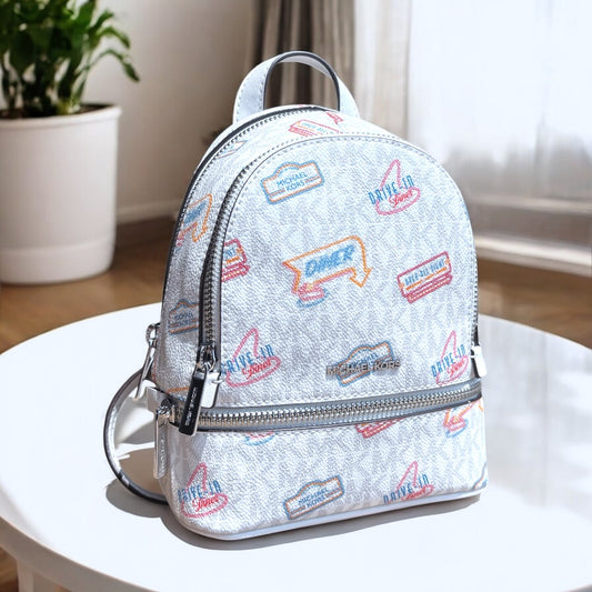 Backpack mini Michael K blanca con monogram gris