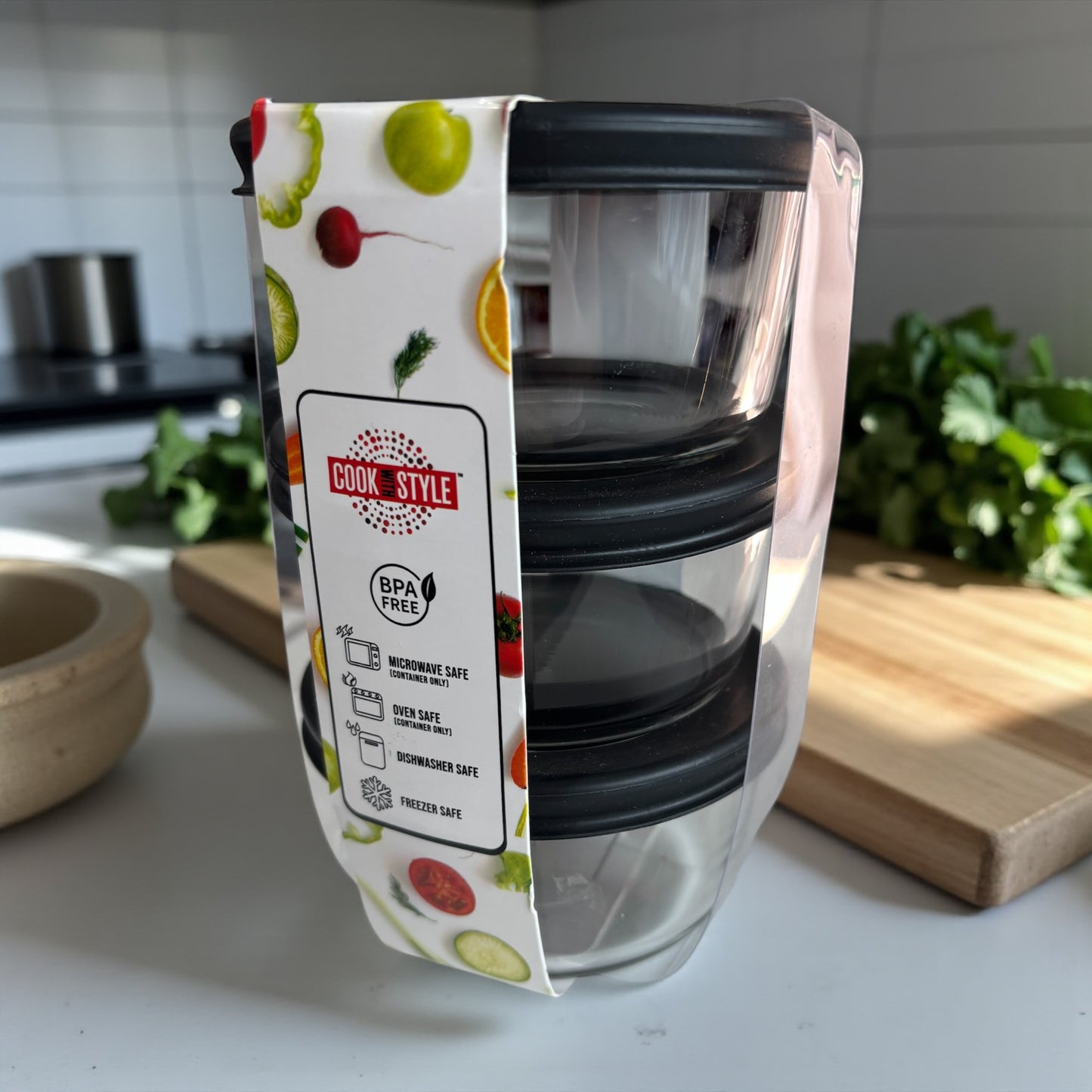 Contenedores Cook With Style redondos con tapa negra 237ml