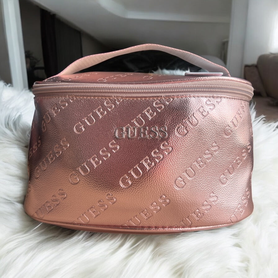Cosmetiquera Guess color palo de rosa
