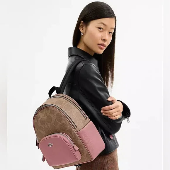 Backpack Coach camel/rosa con canvas doble cierre y placa plateada