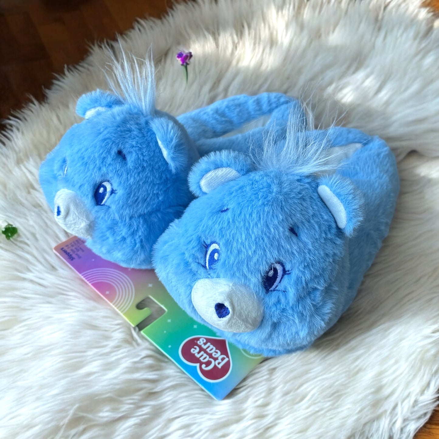 Pantuflas Care Bear de ositos azules con detalle de corazón chiquito