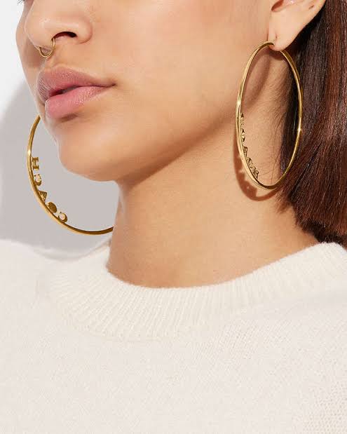 Arracadas Coach doradas Hoop Earrings grandes