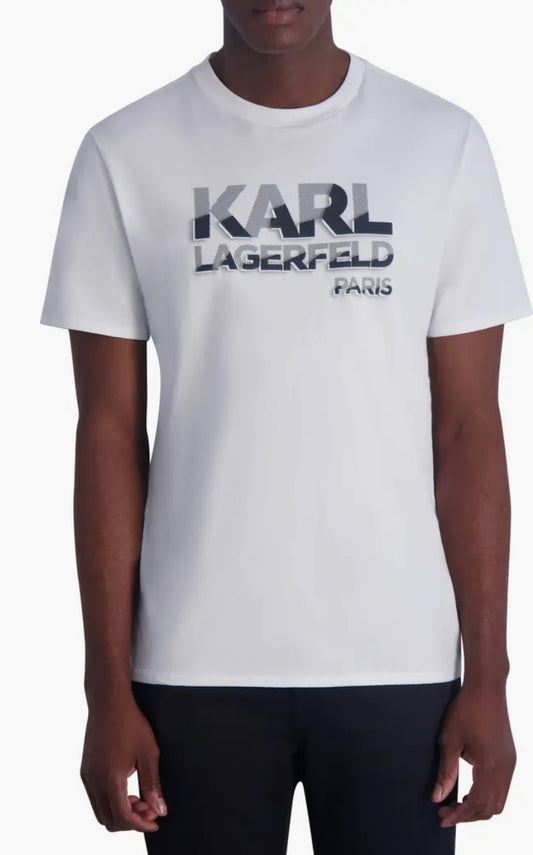Playera Karl L blanca con letras negras para caballero