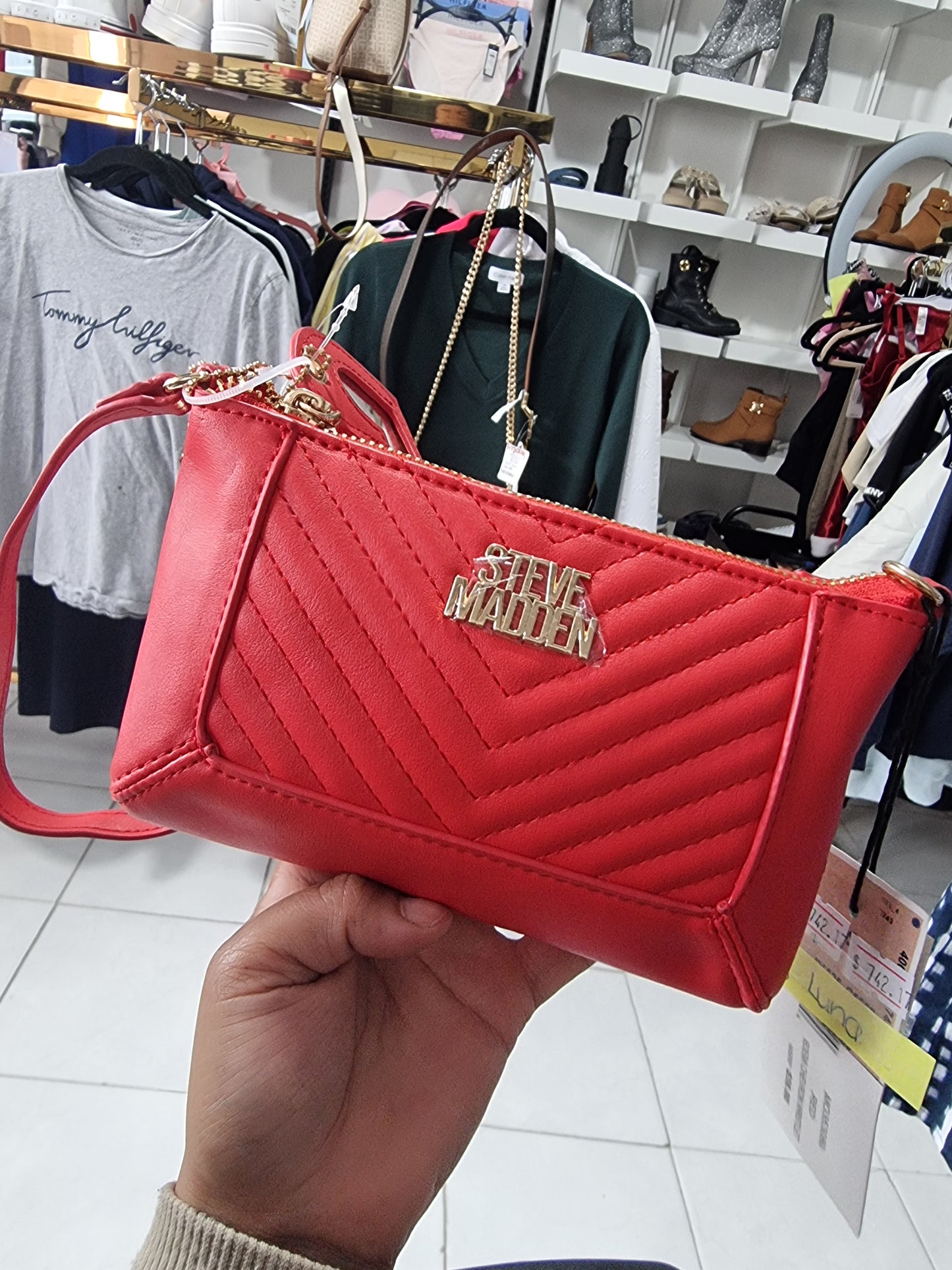 Muñequera Steve M roja