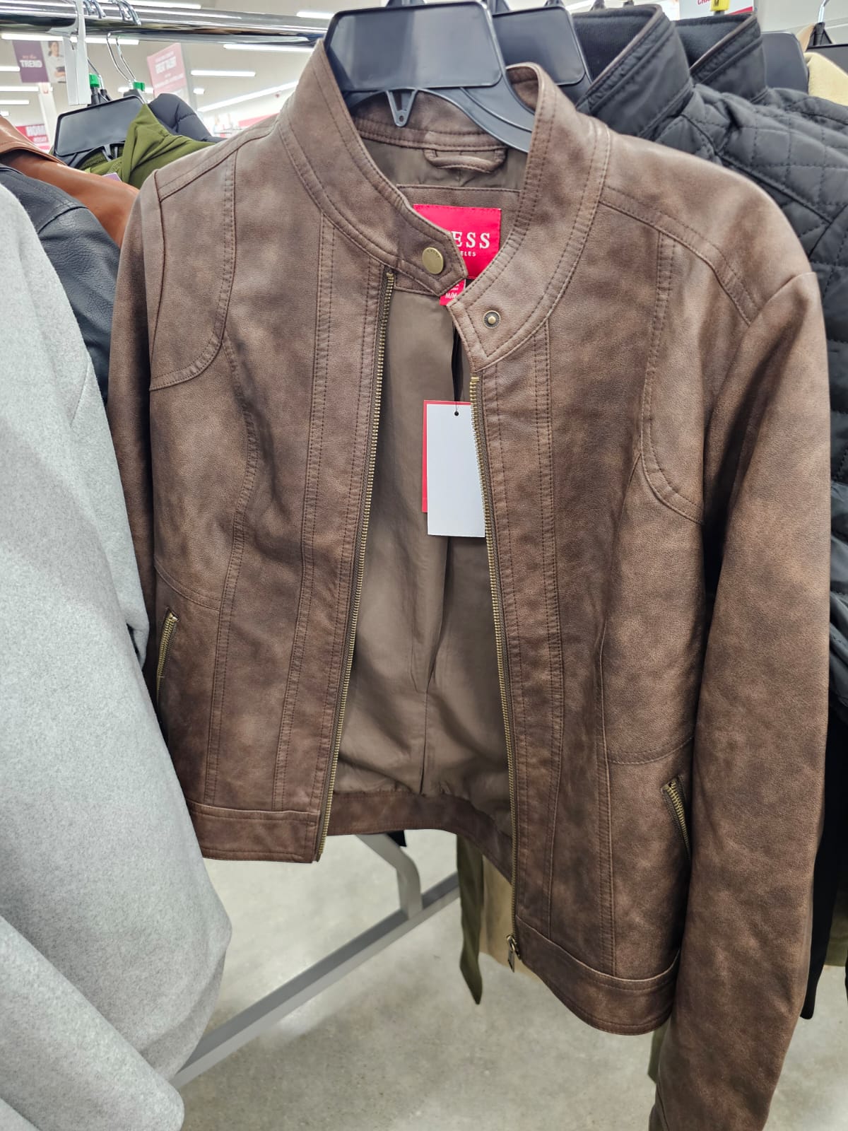 Chamarra Guess