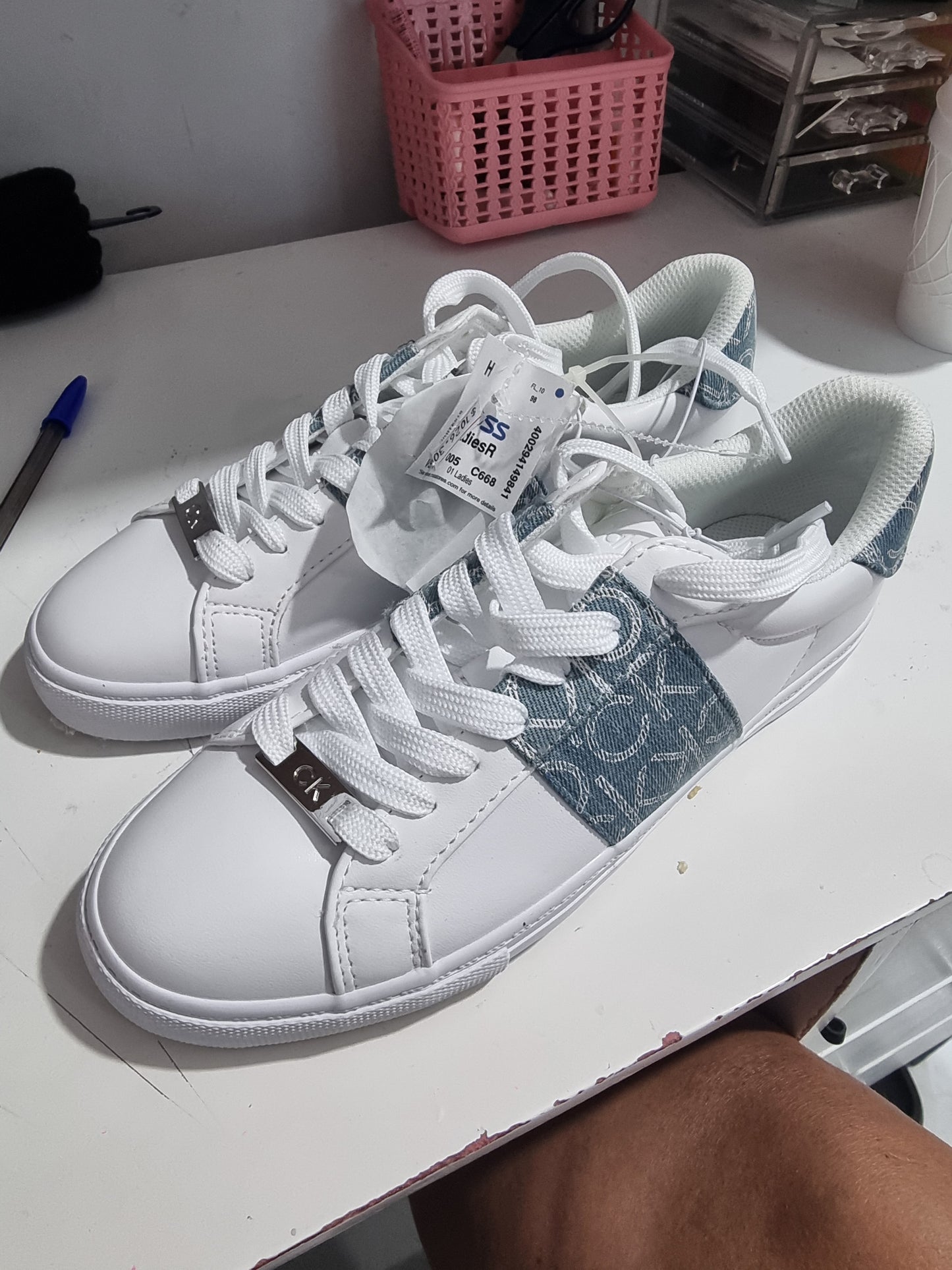 Tenis Calvin k azul y blanco